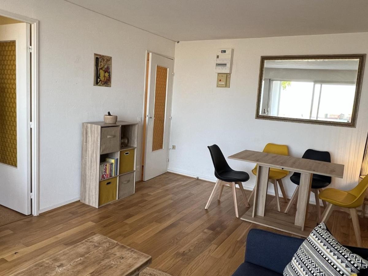 Appartement 2P, Rez-De-Jardin, Acces Plage, Animaux Ok, Parking, Internet Inclus - Fr-1-487-355 Cabourg Exteriör bild