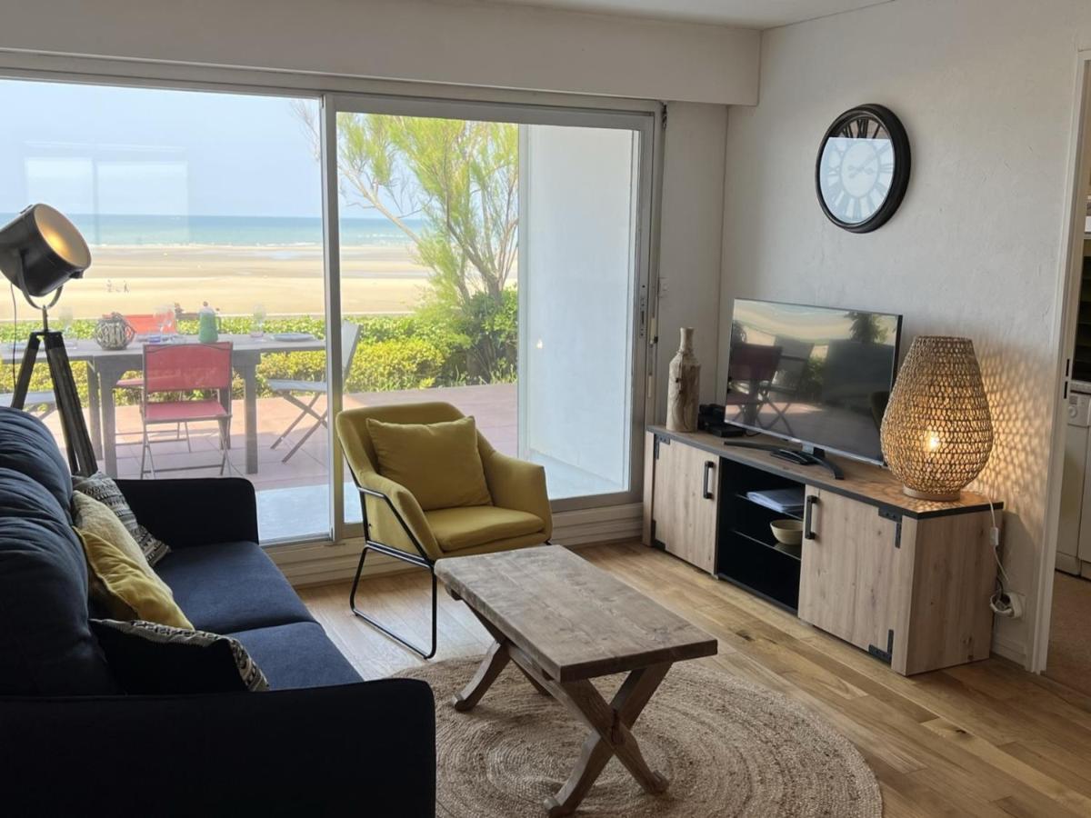 Appartement 2P, Rez-De-Jardin, Acces Plage, Animaux Ok, Parking, Internet Inclus - Fr-1-487-355 Cabourg Exteriör bild